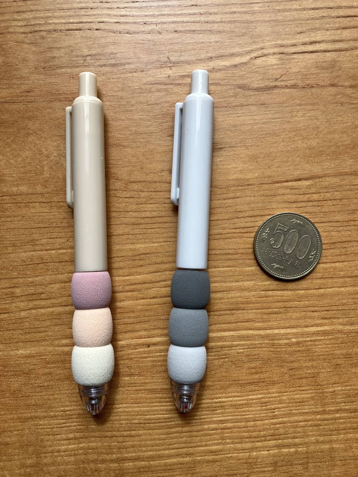 セリアのマシュマログリップボールペン