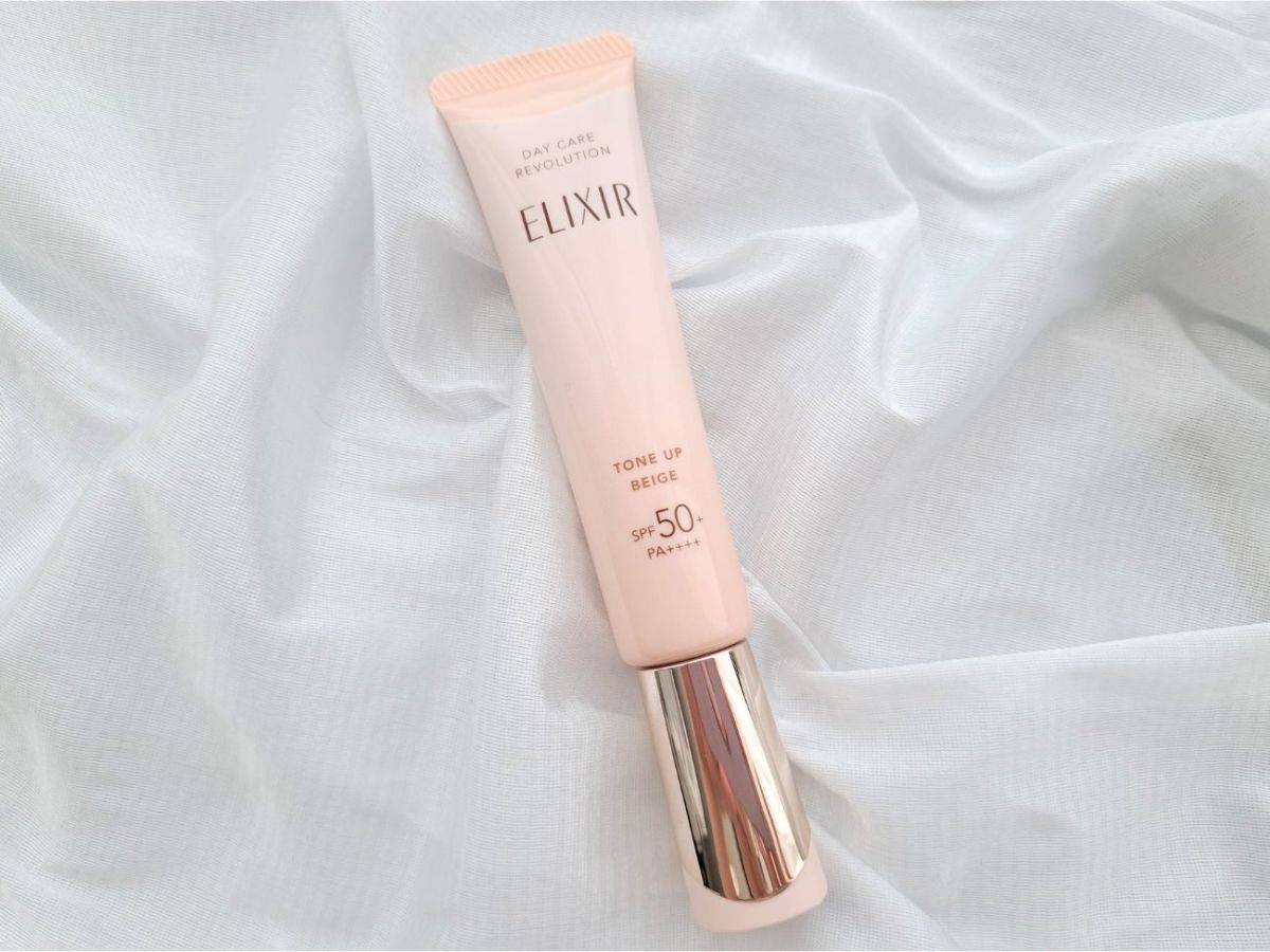 エリクシール デーケアレボリューション トーンアップ　ピュアベージュ