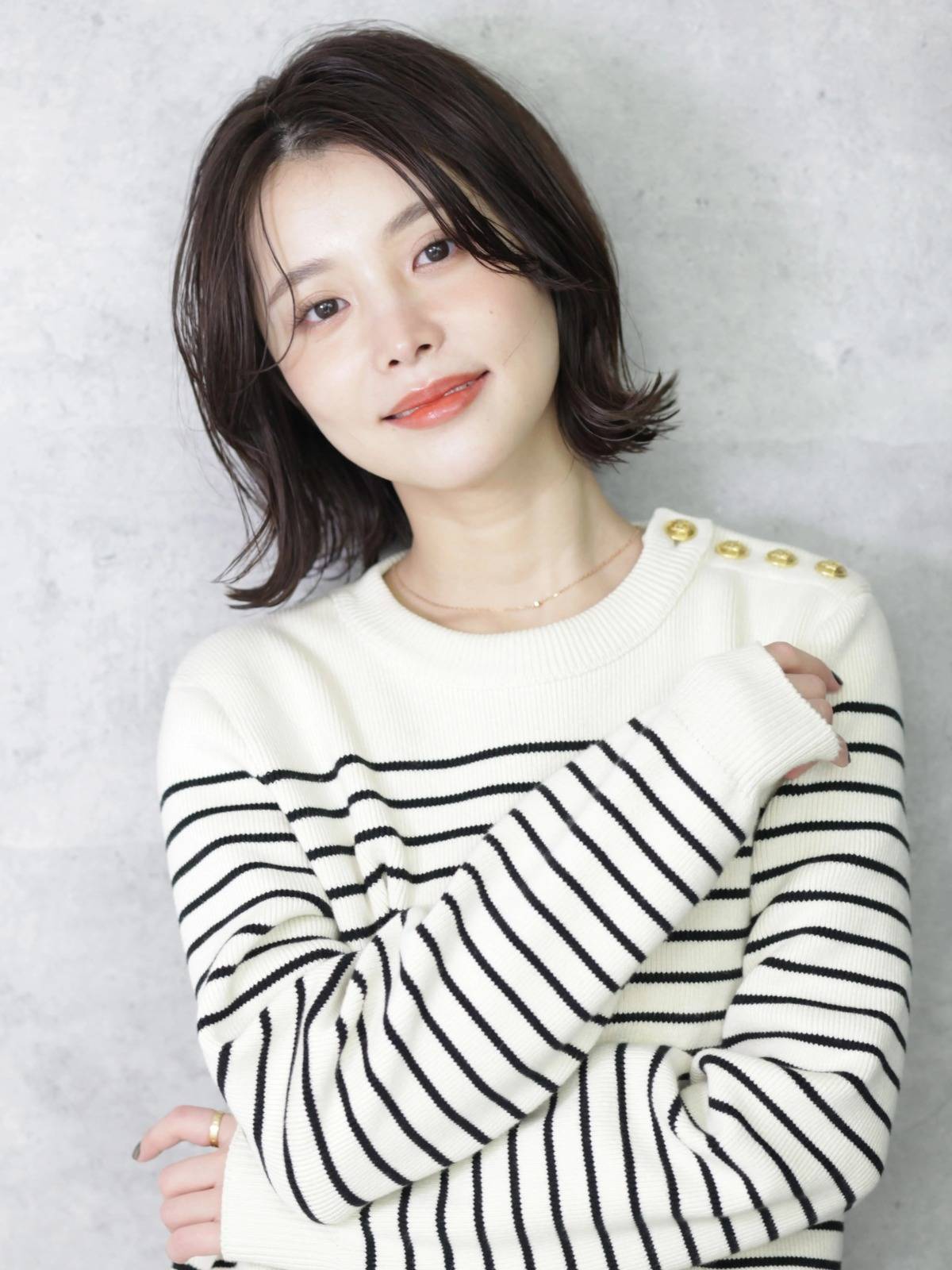 センターパートボブ