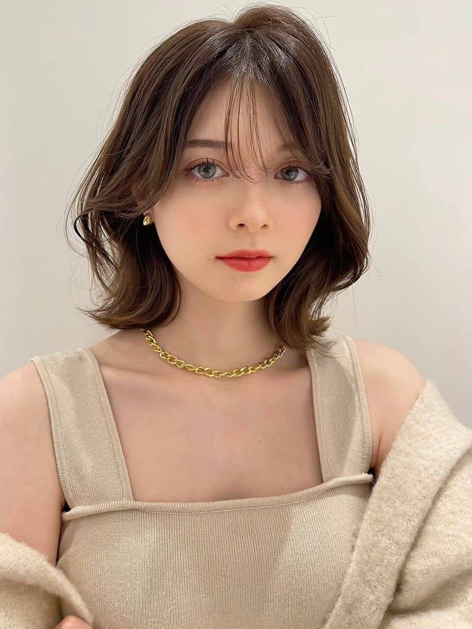 くびれレイヤーボブ