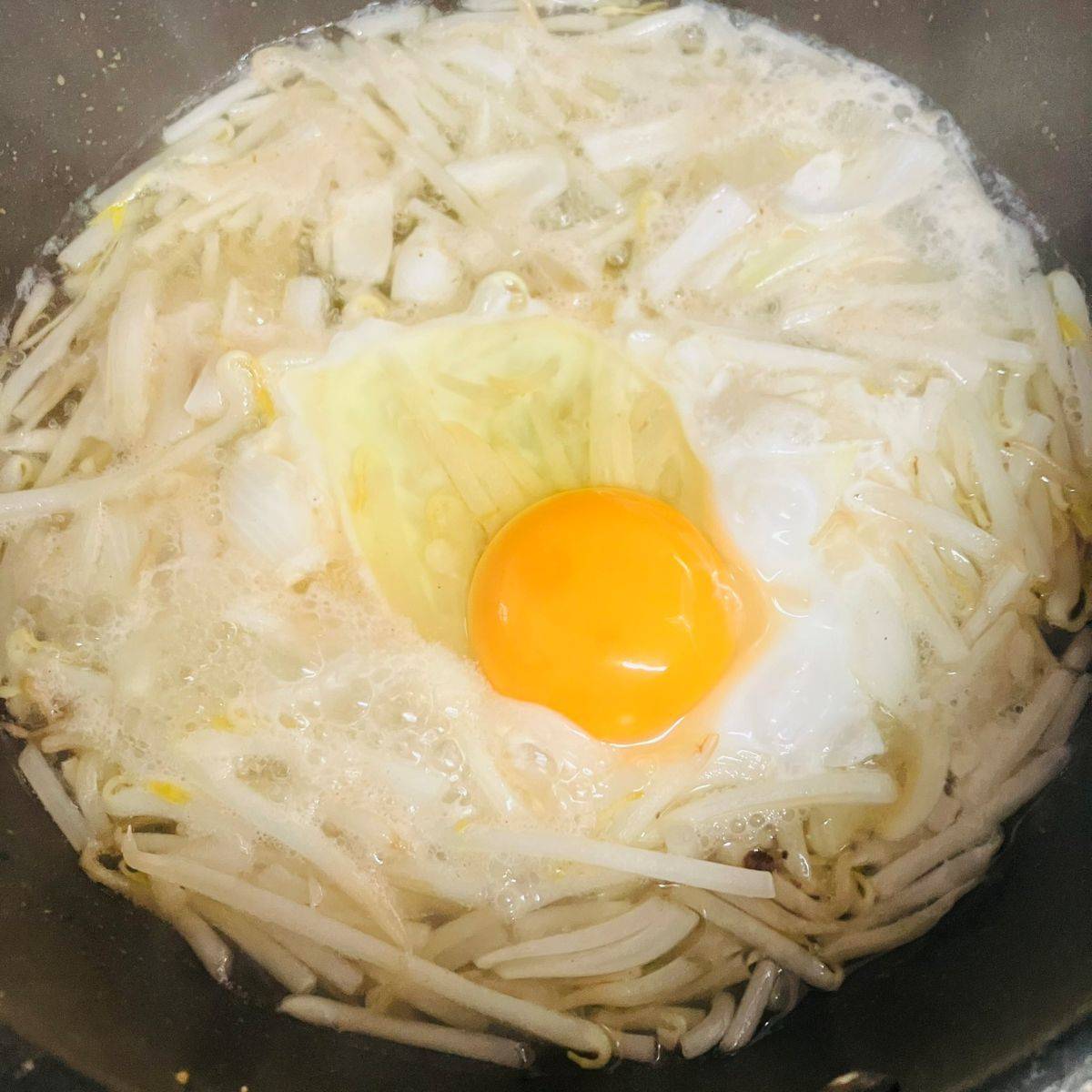 JAグループ公式の「もやしとネギと卵の煮物」のレシピ