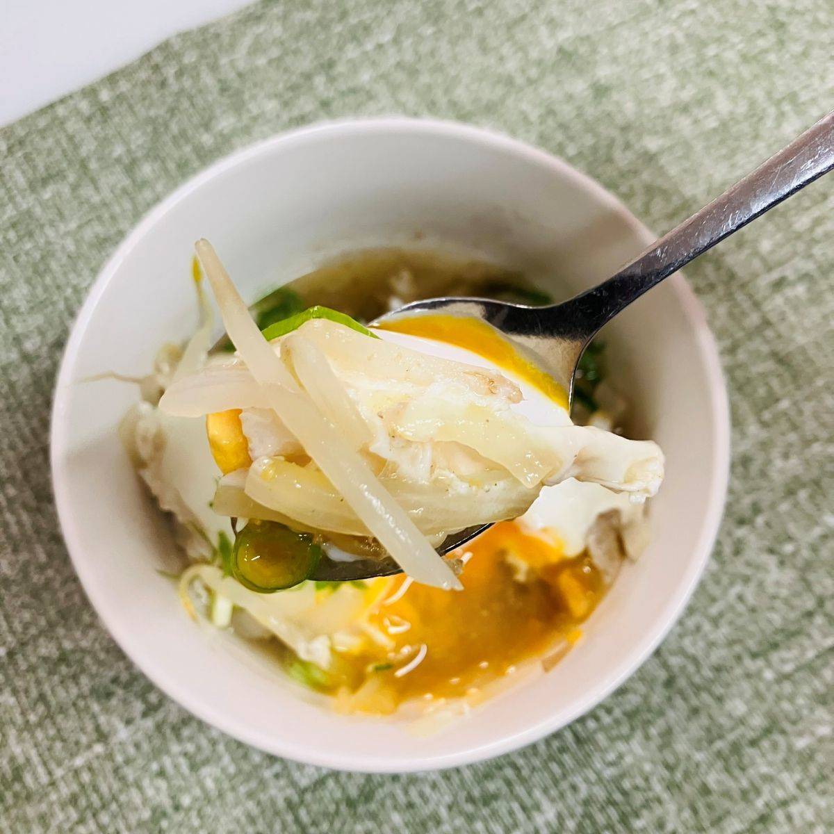 JAグループ公式の「もやしとネギと卵の煮物」のレシピ