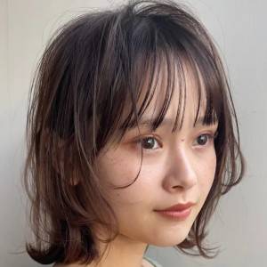  くびれのある無造作ボブ 