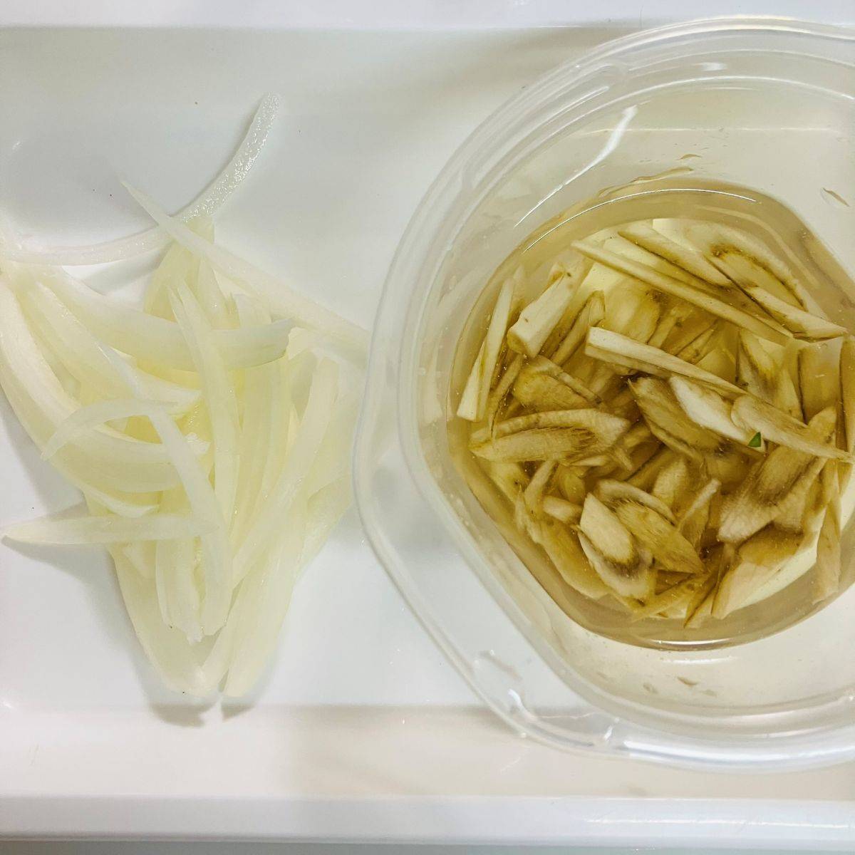 マルちゃん公式の「ごぼうと生姜のしゃきしゃき焼そば」のレシピ