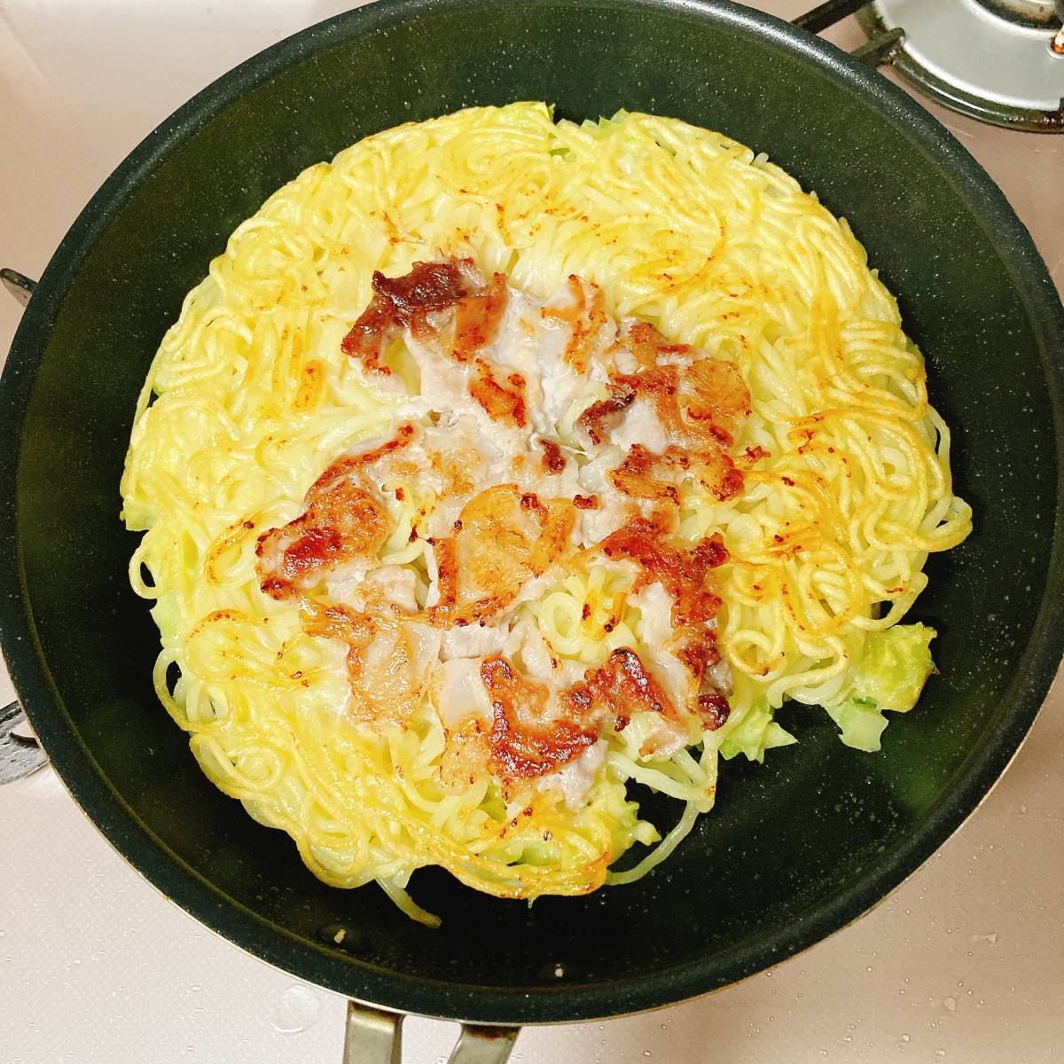 マルちゃん公式の「浪花の味 モダン焼き」のレシピ