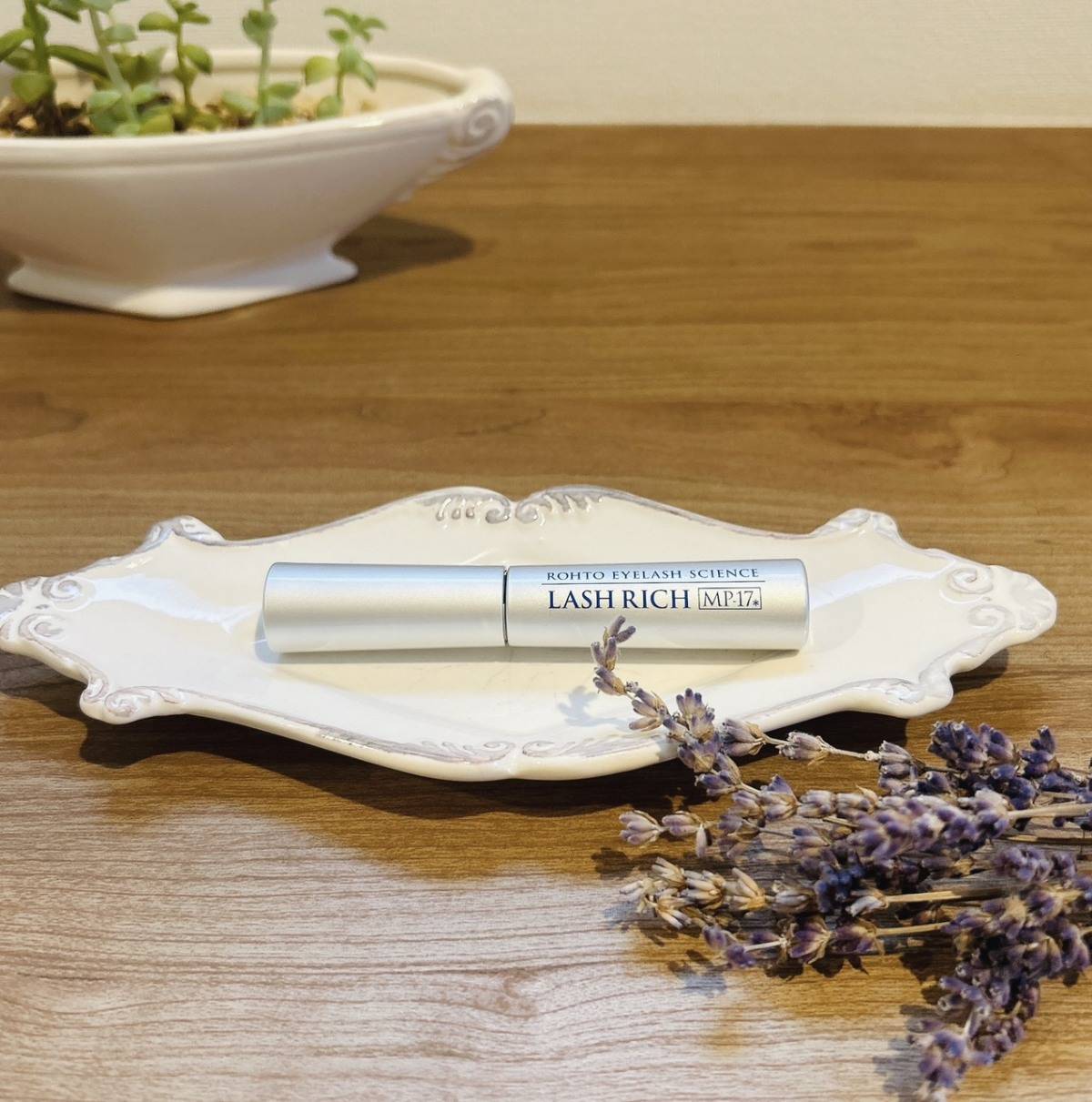 ラッシュリッチ アイラッシュセラム