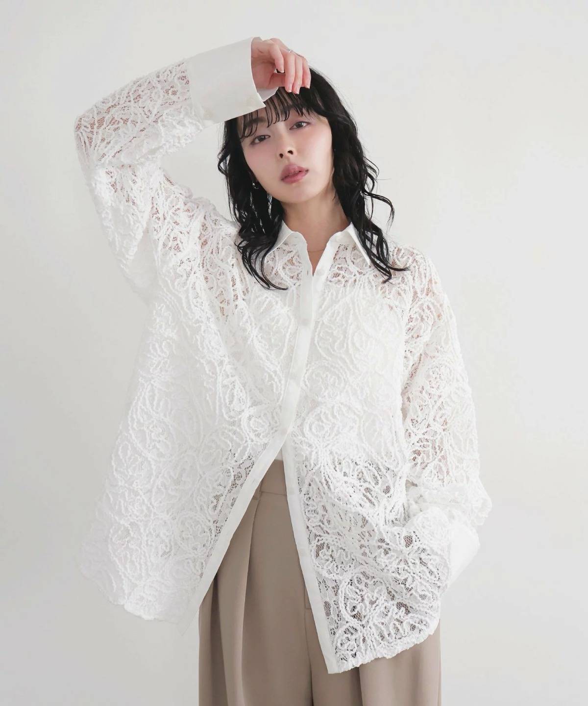 LIAN ラインレースオーバーシャツ