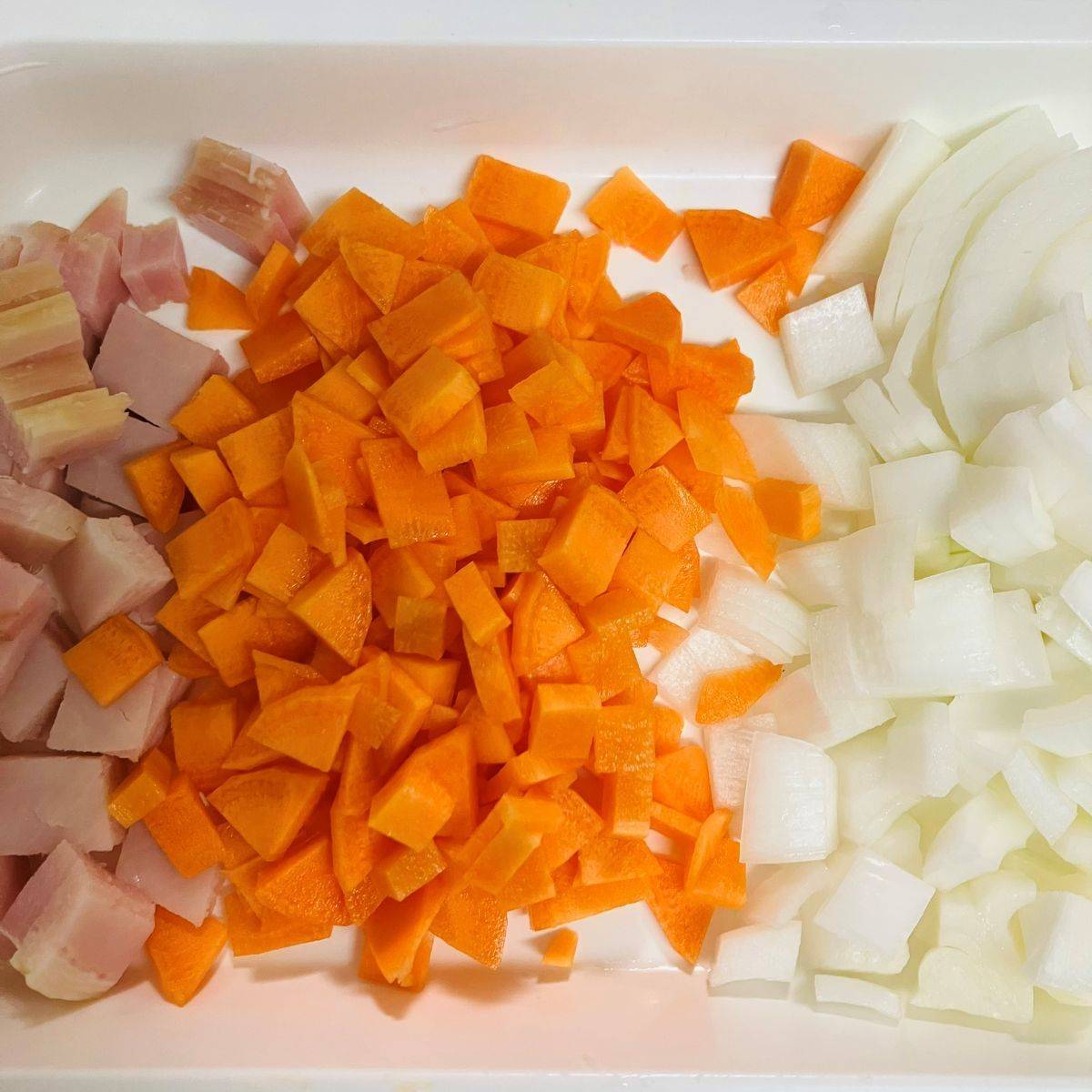 JAグループ公式の「宮城県「パプリカと細ねぎのピラフ」JAいしのまき女性部」のレシピ