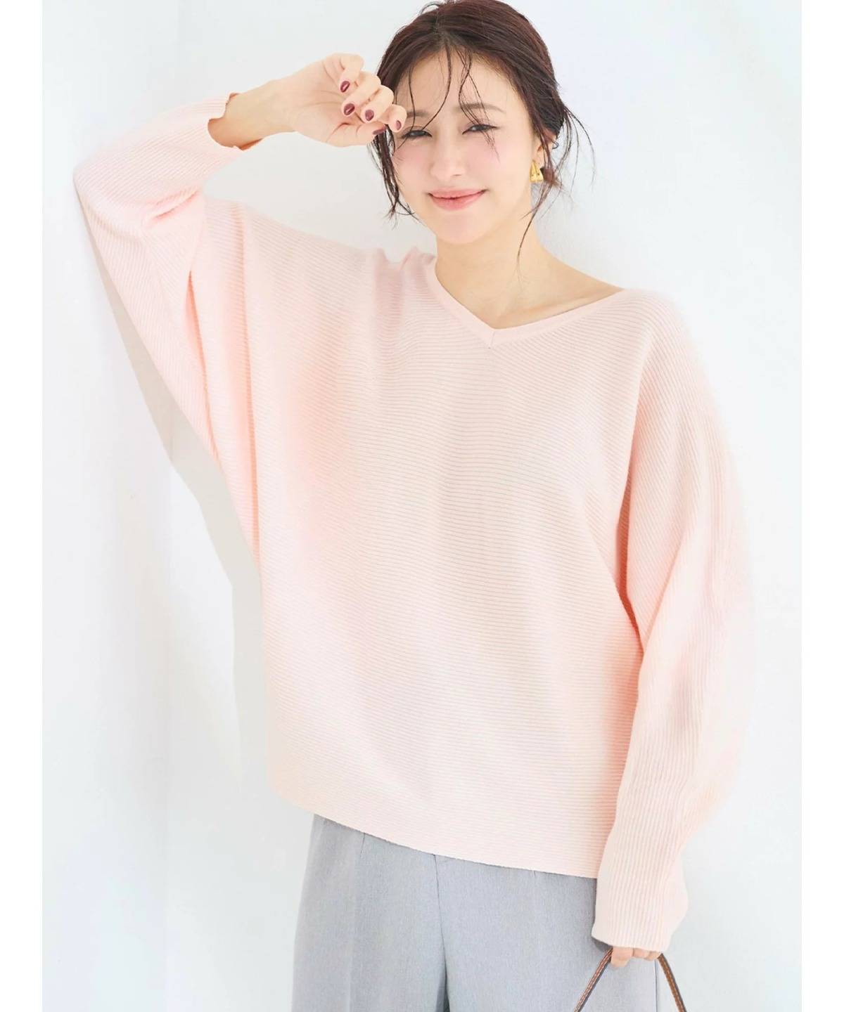 coca ウォッシャブル ドルマンスリーブVネックニット