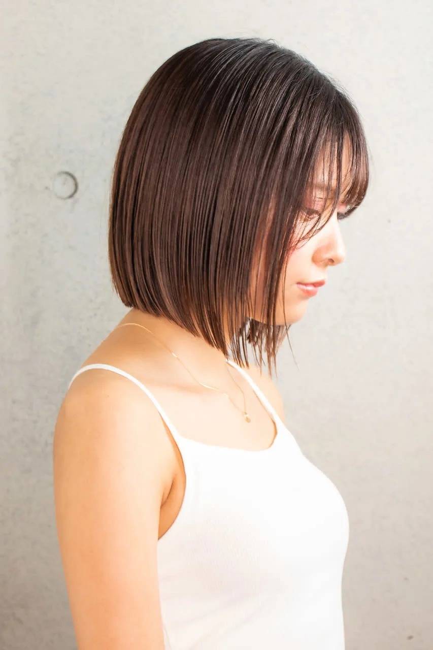 シンプルストレートボブ