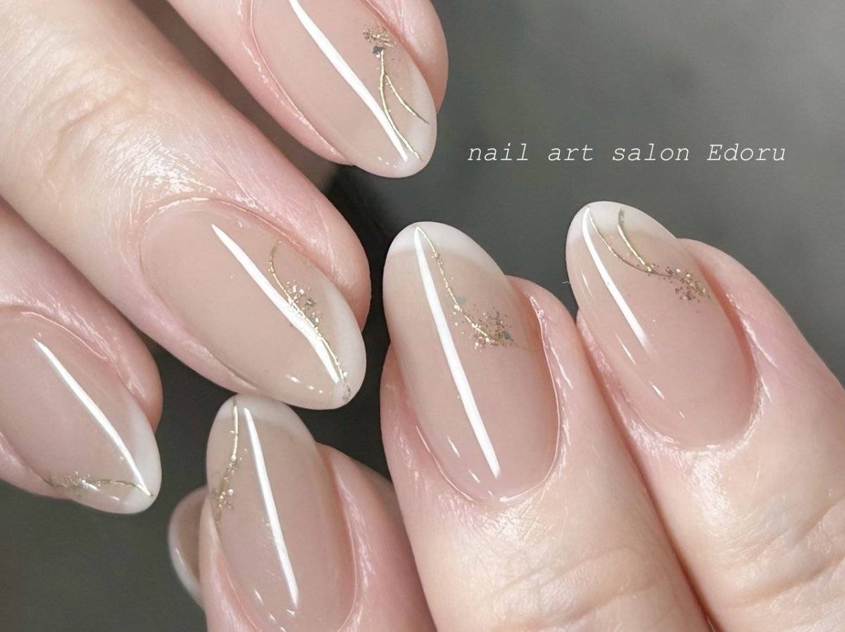 ヌーディーベージュネイル