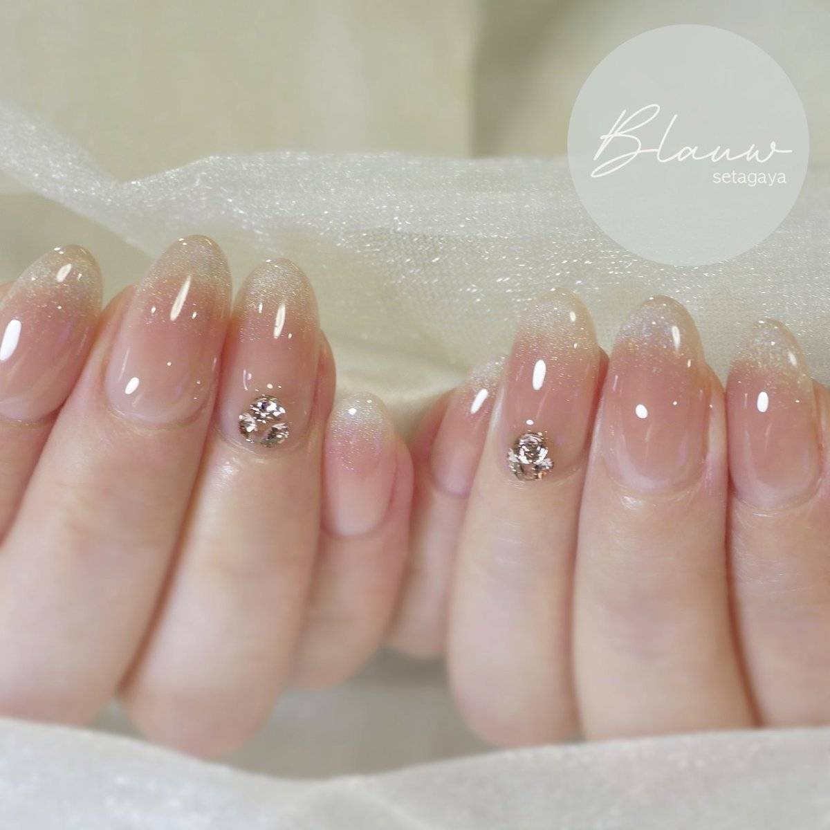 ヌーディーベージュネイル