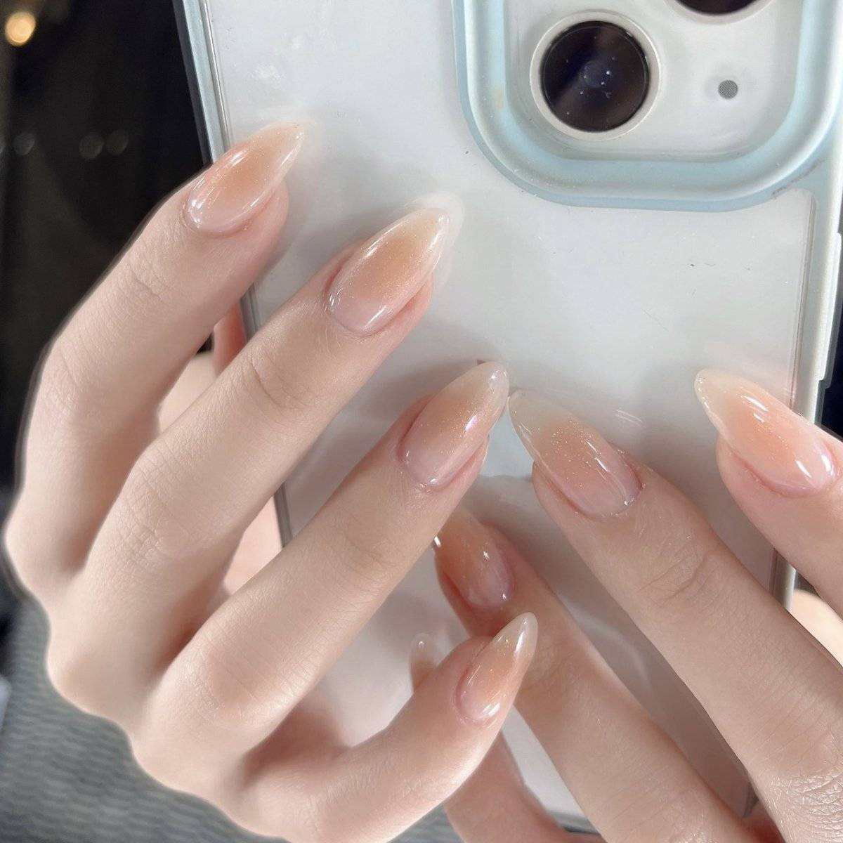 オレンジベージュネイル