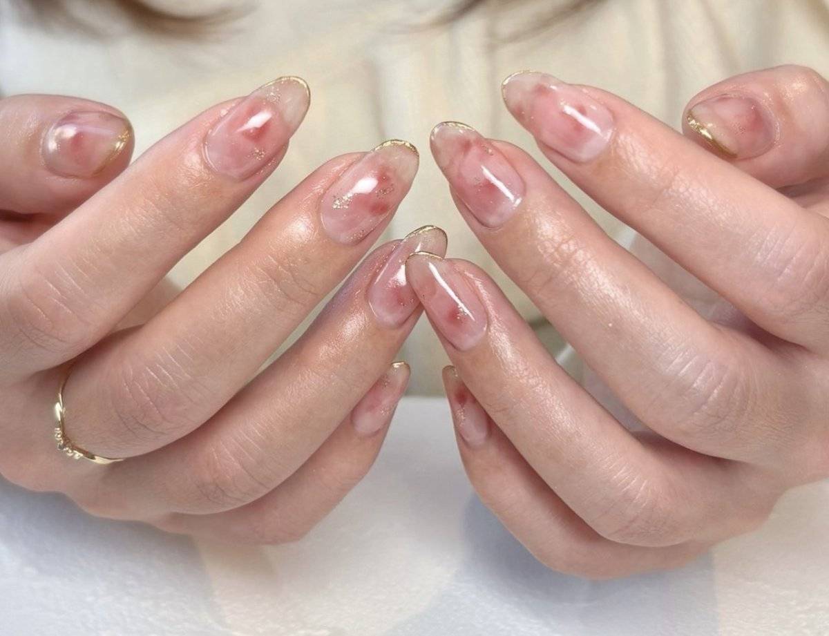 クリアピンクネイル