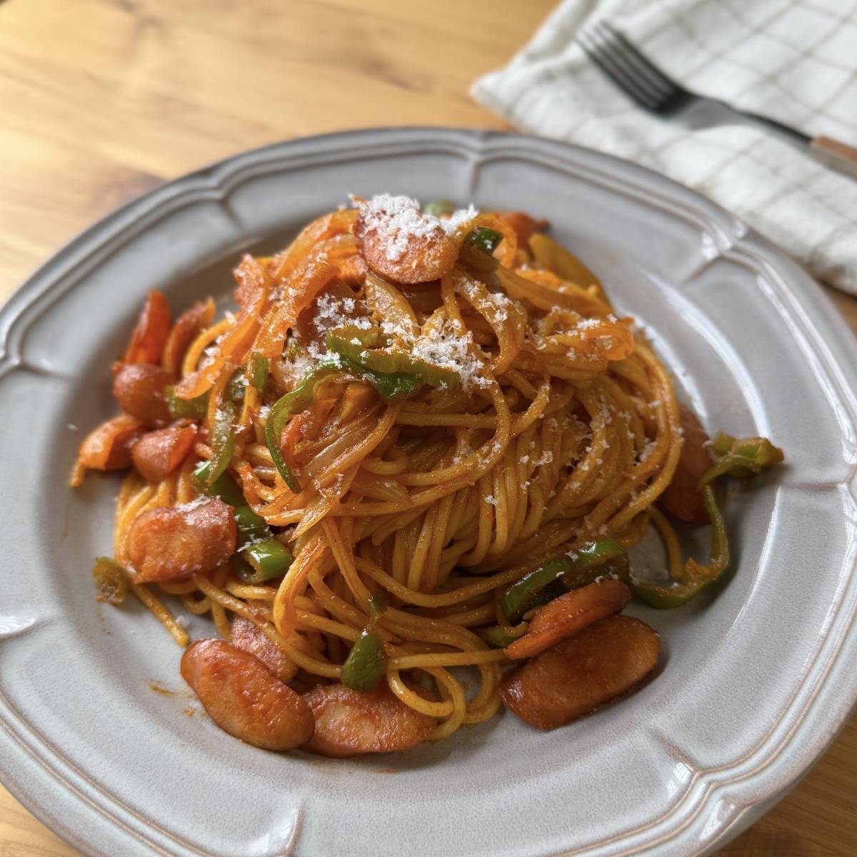 マ・マー公式の「カレーナポリタン」のレシピ