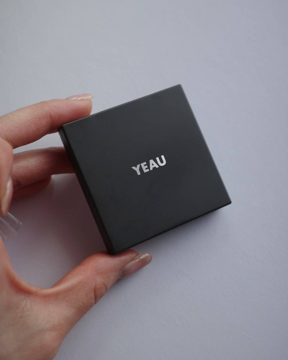 YEAU FLAWLESS COVER PALETTE