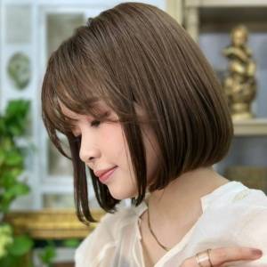  前下がりシルエットボブ 