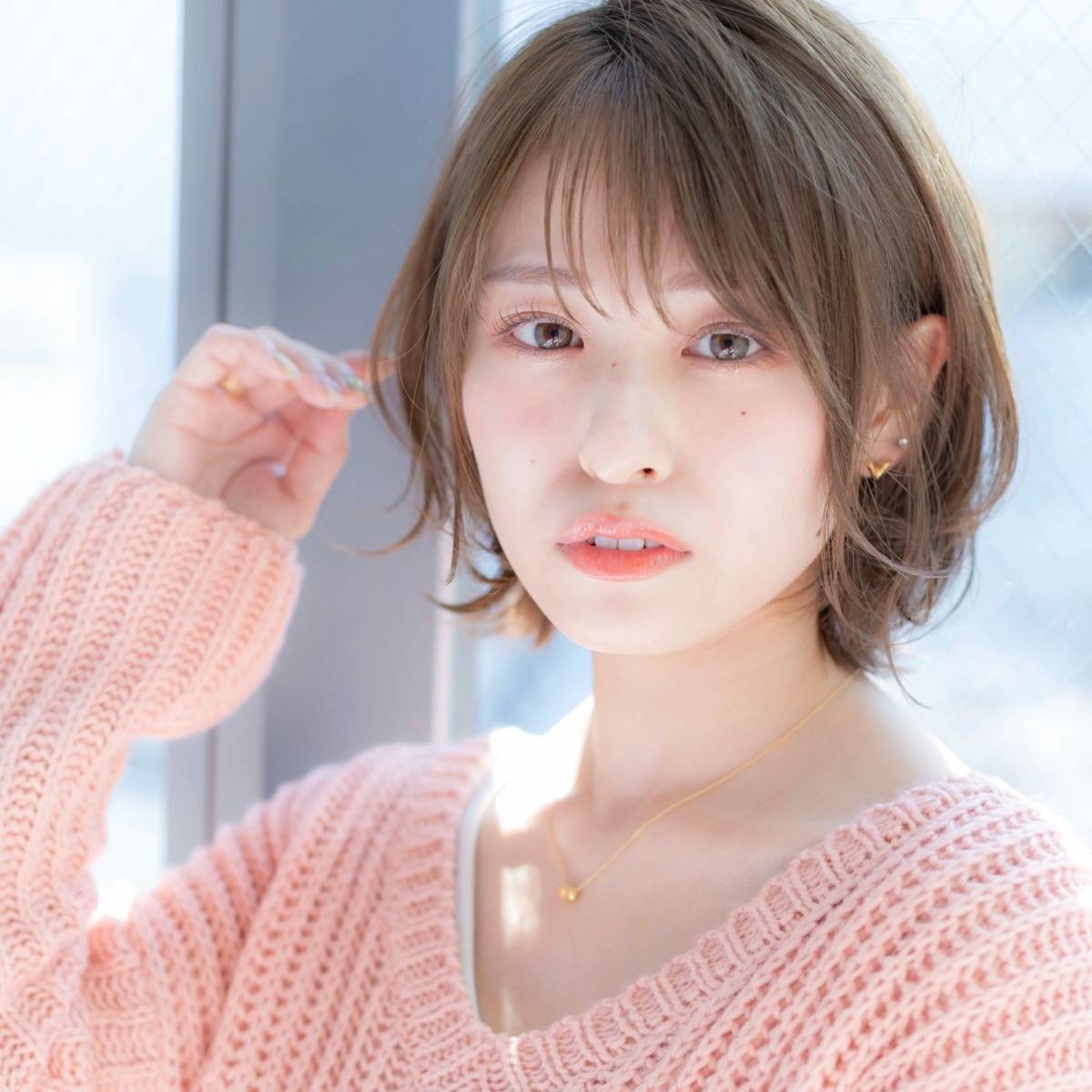 輪郭が目立ちにくいボブ