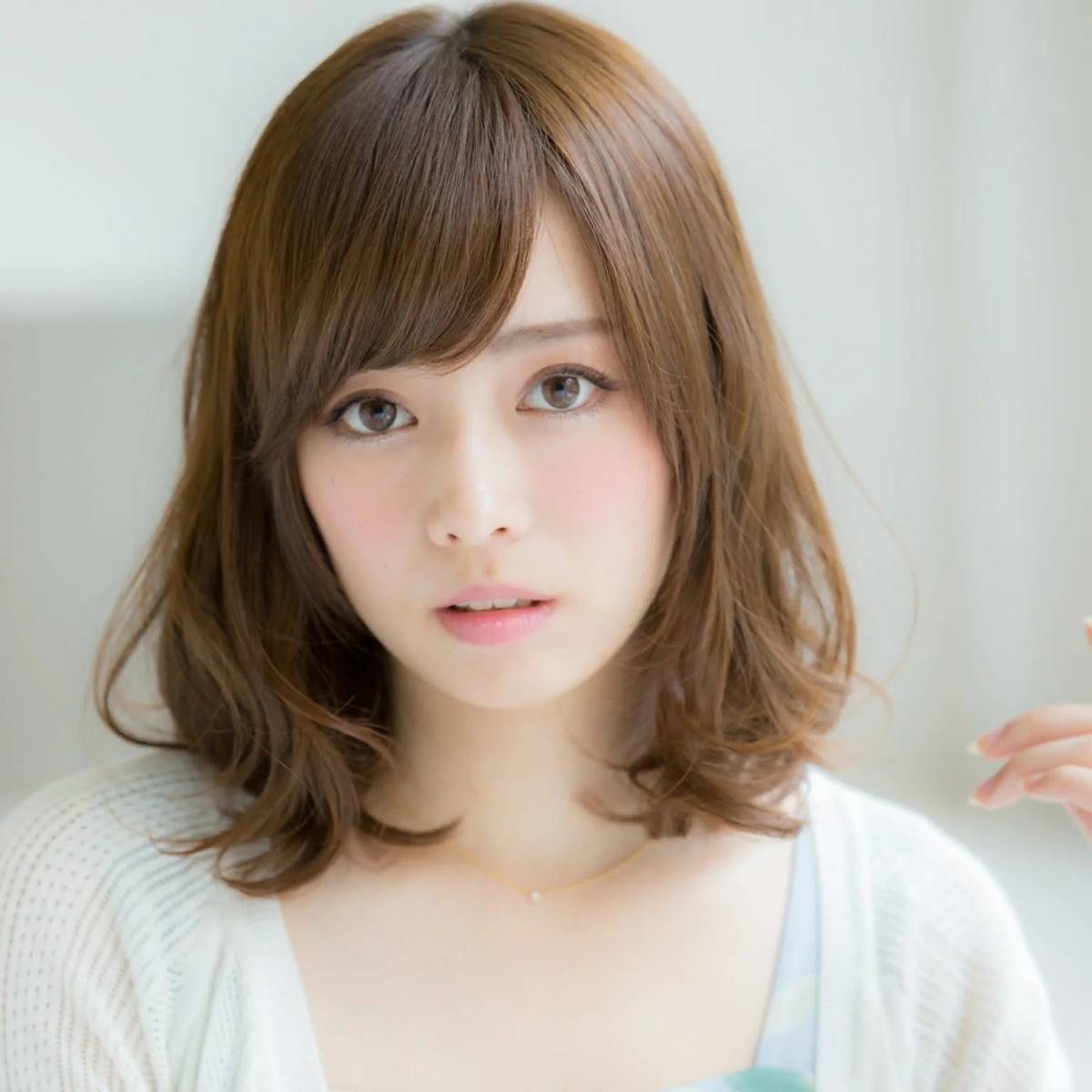 フェミニンゆるふわボブ