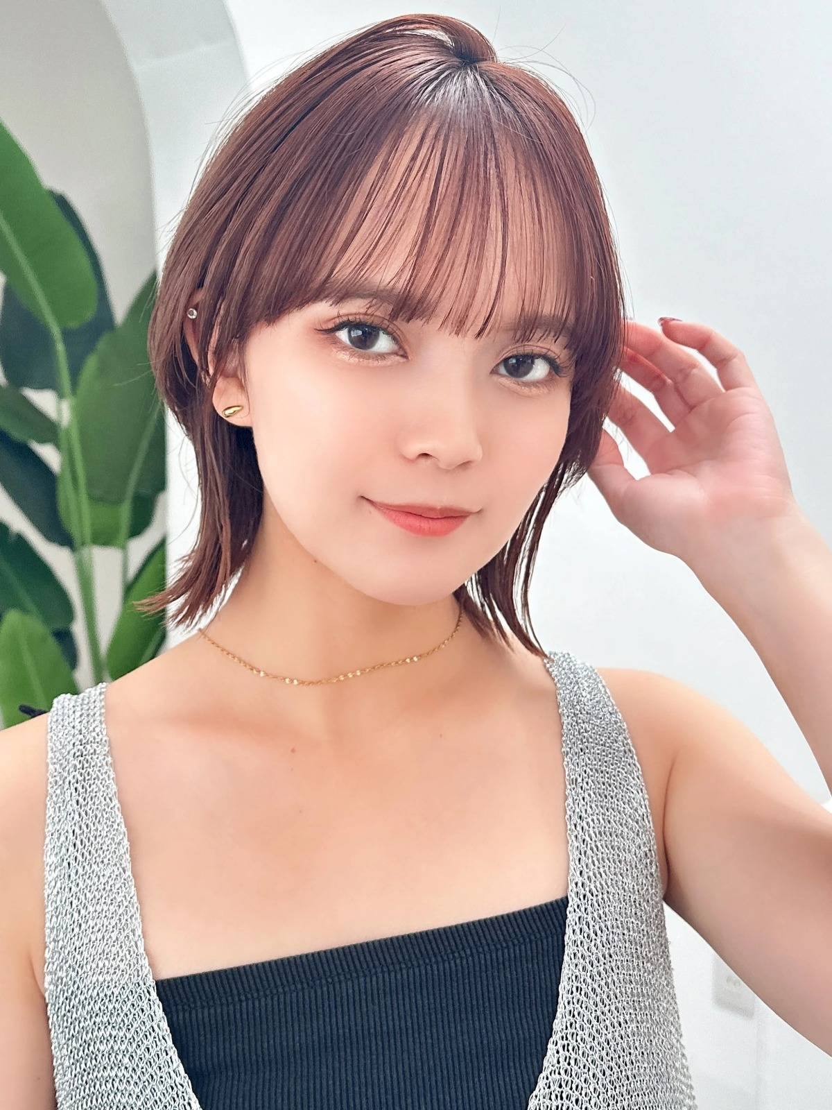 くびれ×透けバングボブ