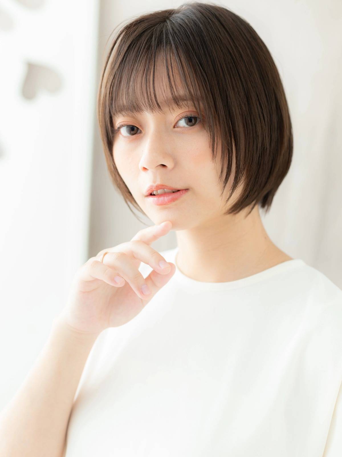 フェイスレイヤー×丸みショート