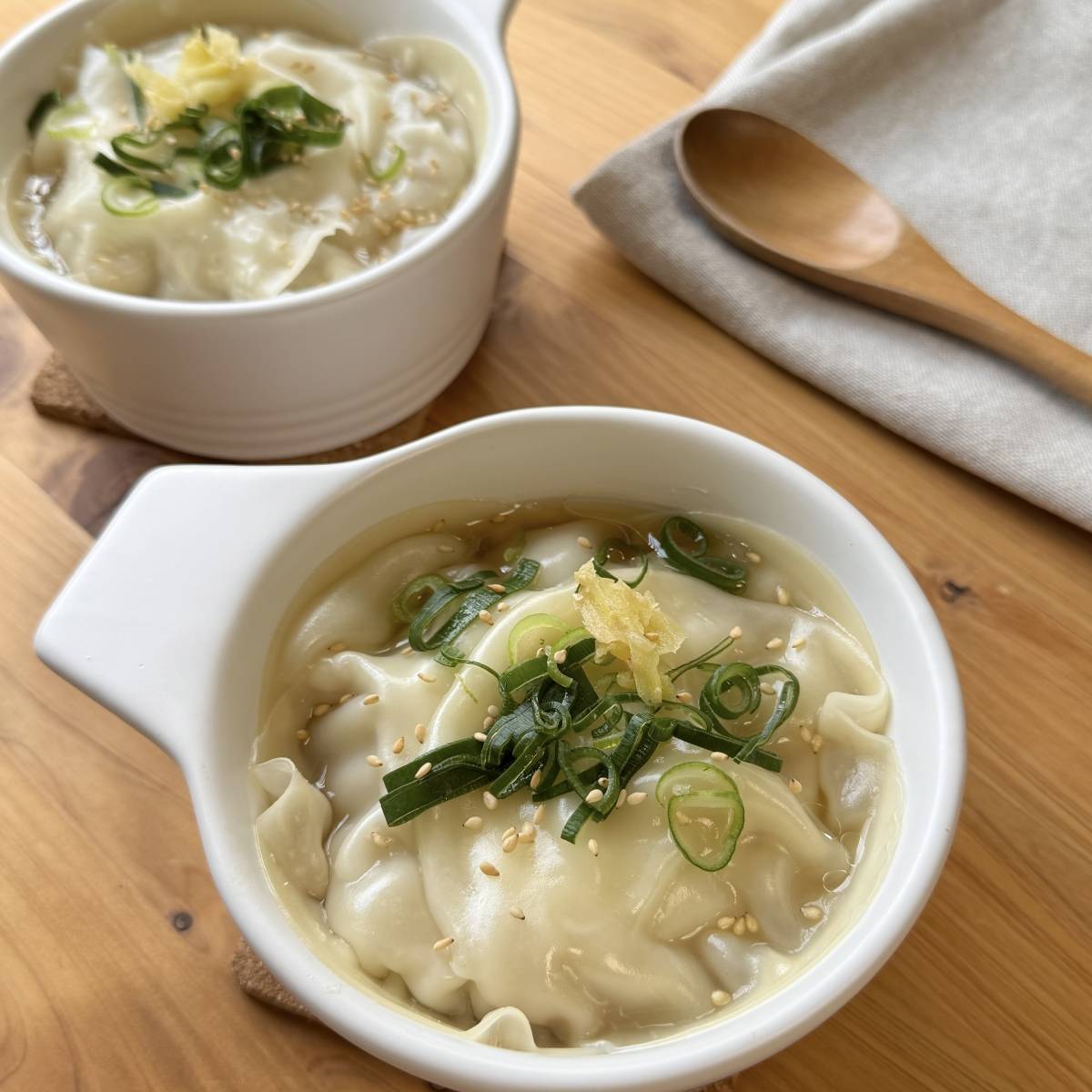 モランボン公式の「餃子の皮で作る包まない小籠包」のレシピ