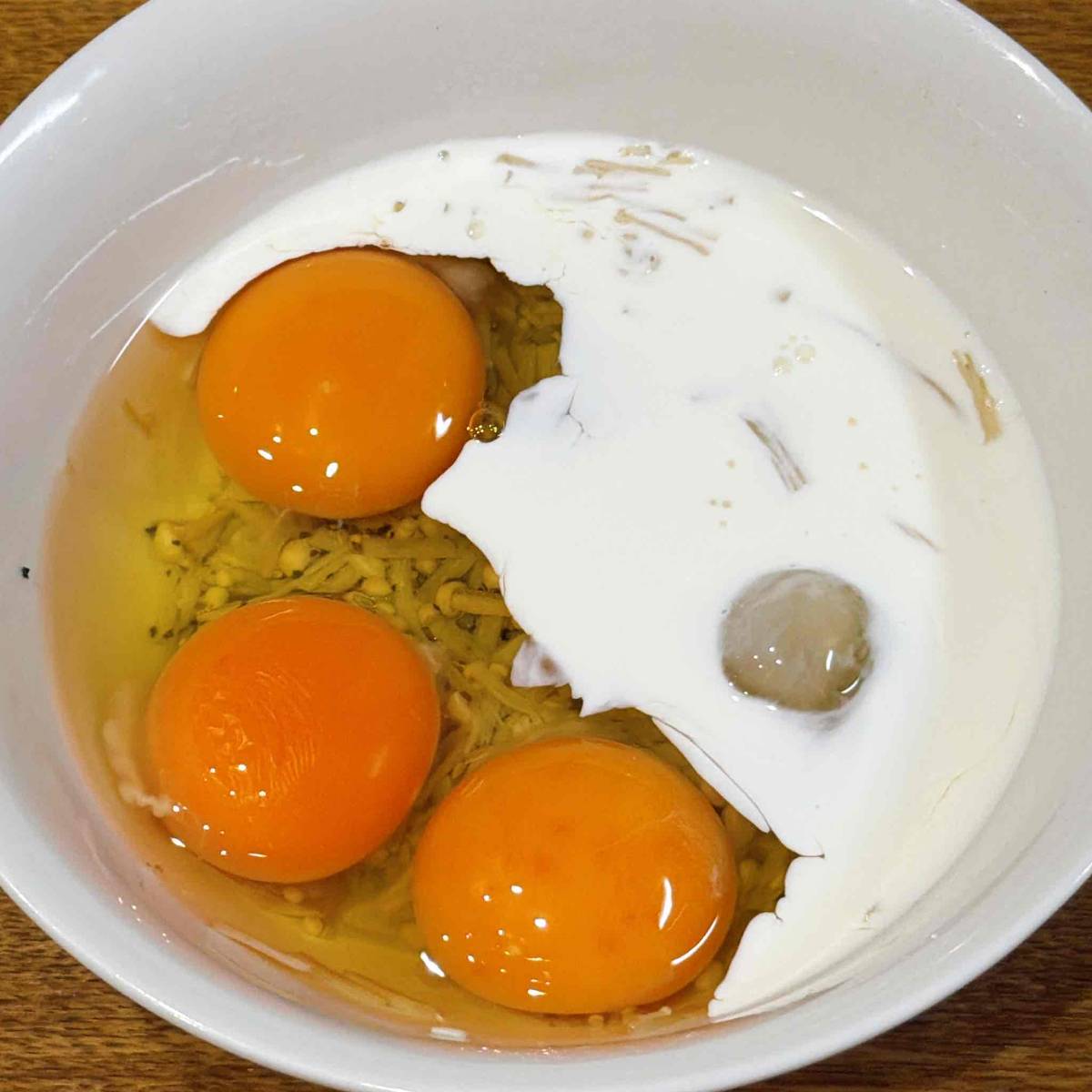 JAグループ公式の「えのきのオムレツ」のレシピ