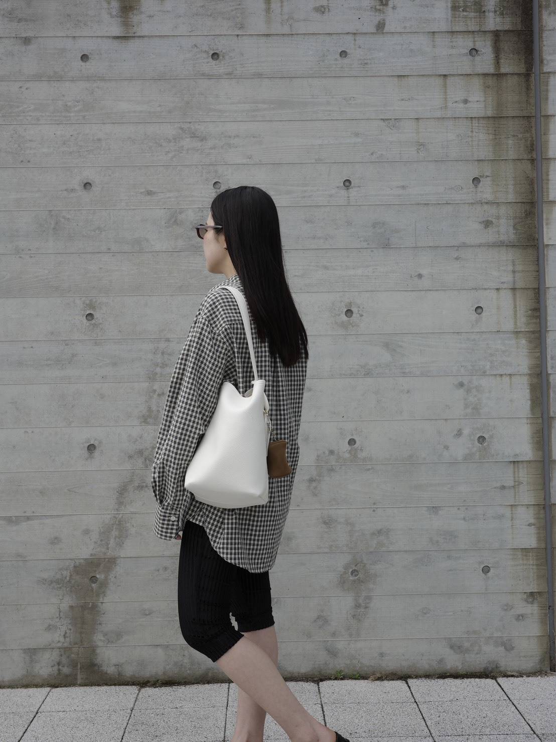 チェックシャツ×ベイカーパンツコーデ