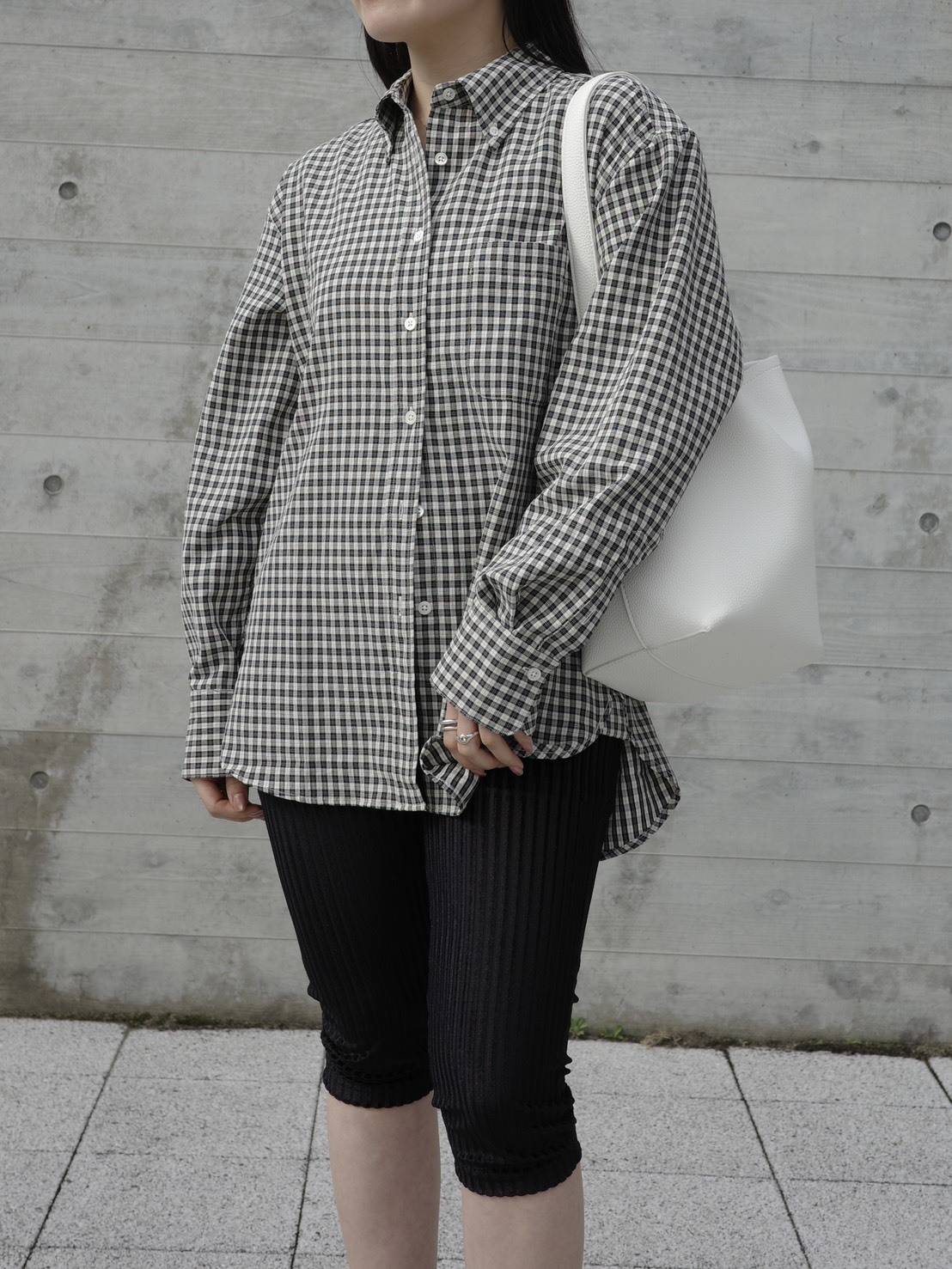 チェックシャツ×ベイカーパンツコーデ