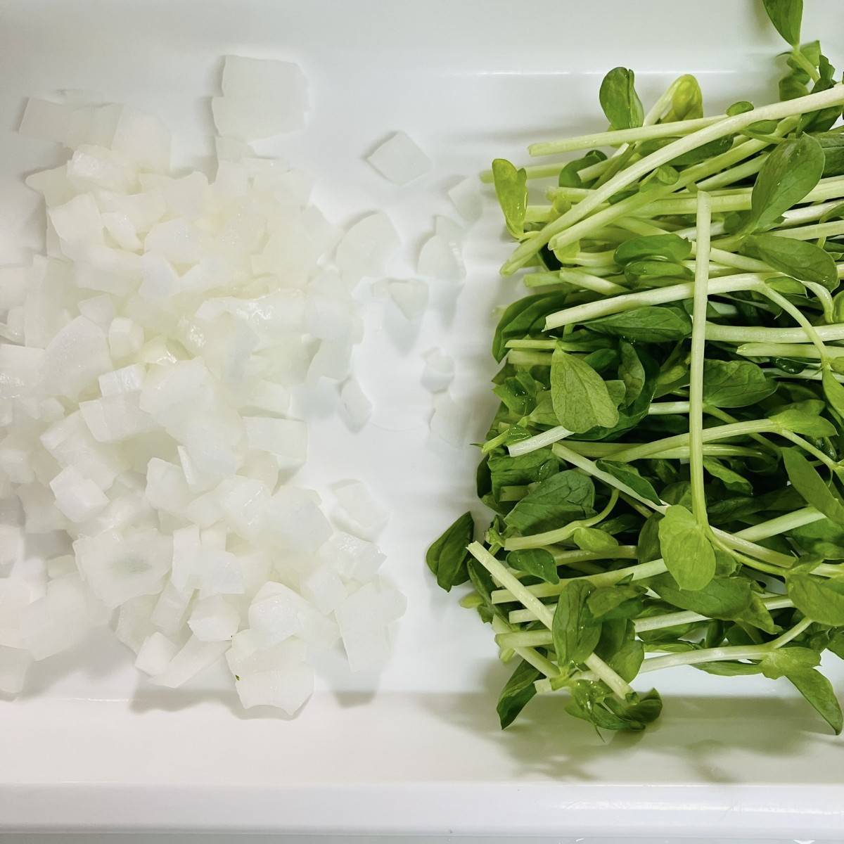 JAグループ公式の「もやしと豆苗のツナ炒めごはん♪」のレシピ