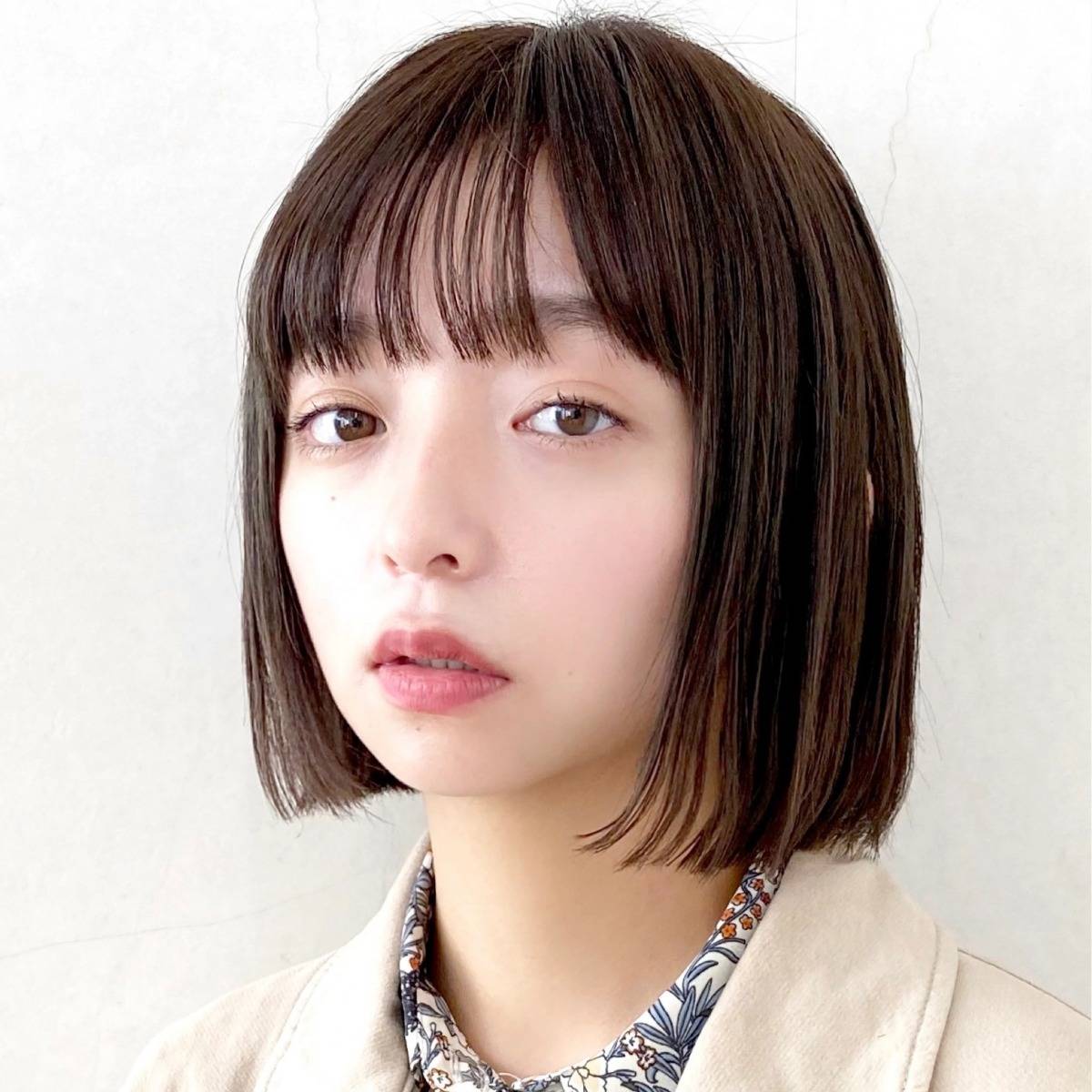 シンプル黒髪ボブ