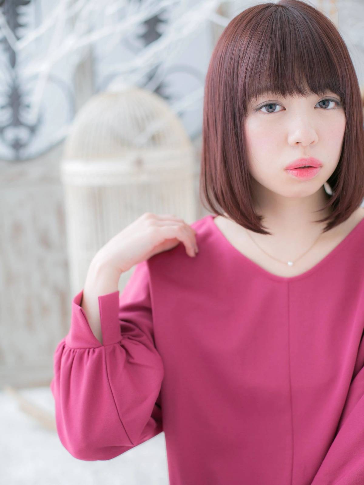 血色感カラーの上品ボブ
