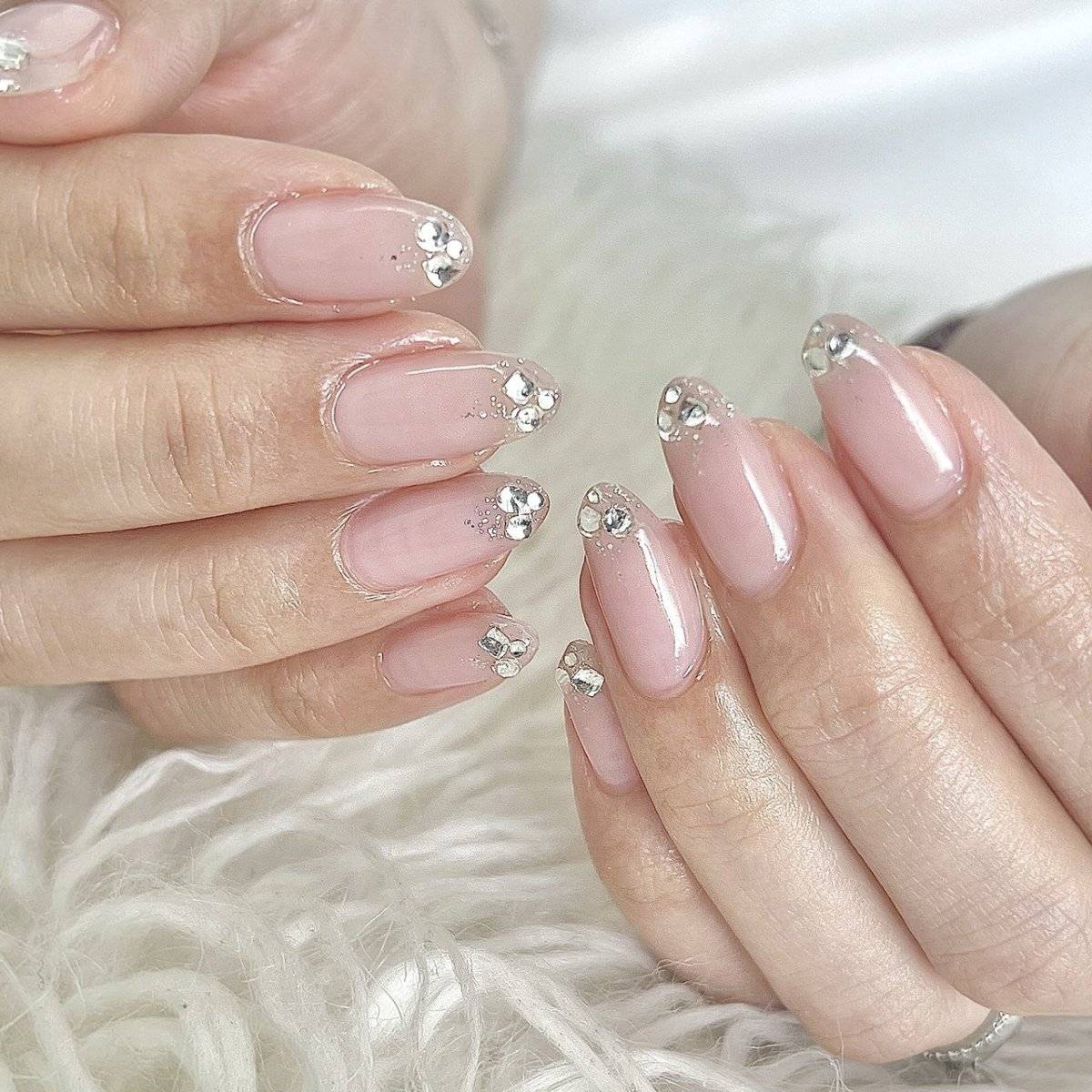 ヌーディーベージュネイル