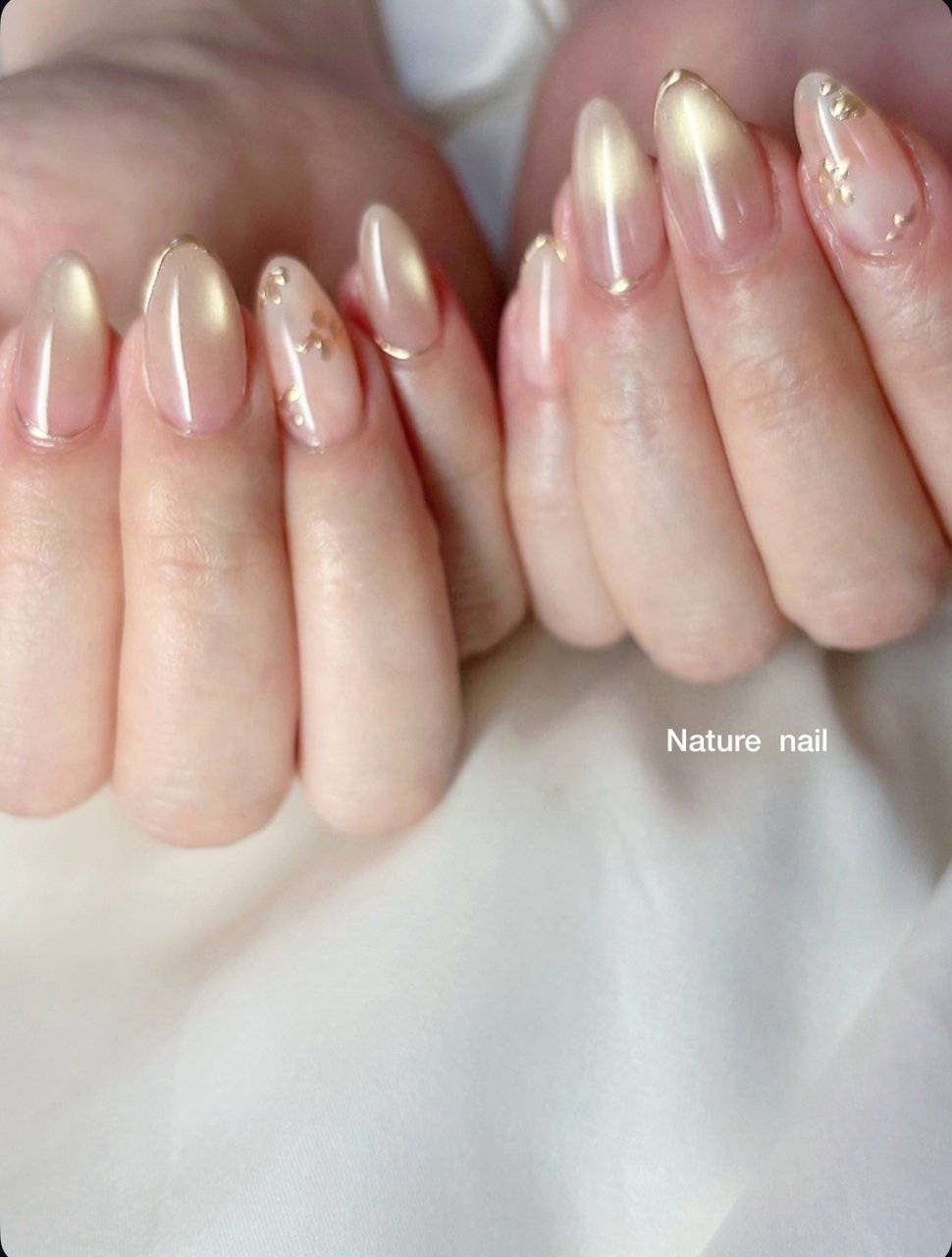 ヌーディーベージュネイル