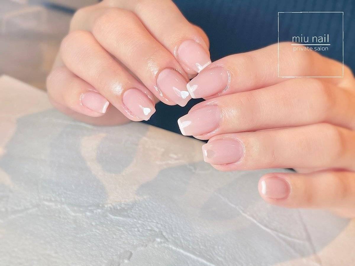 ヌーディーピンクネイル