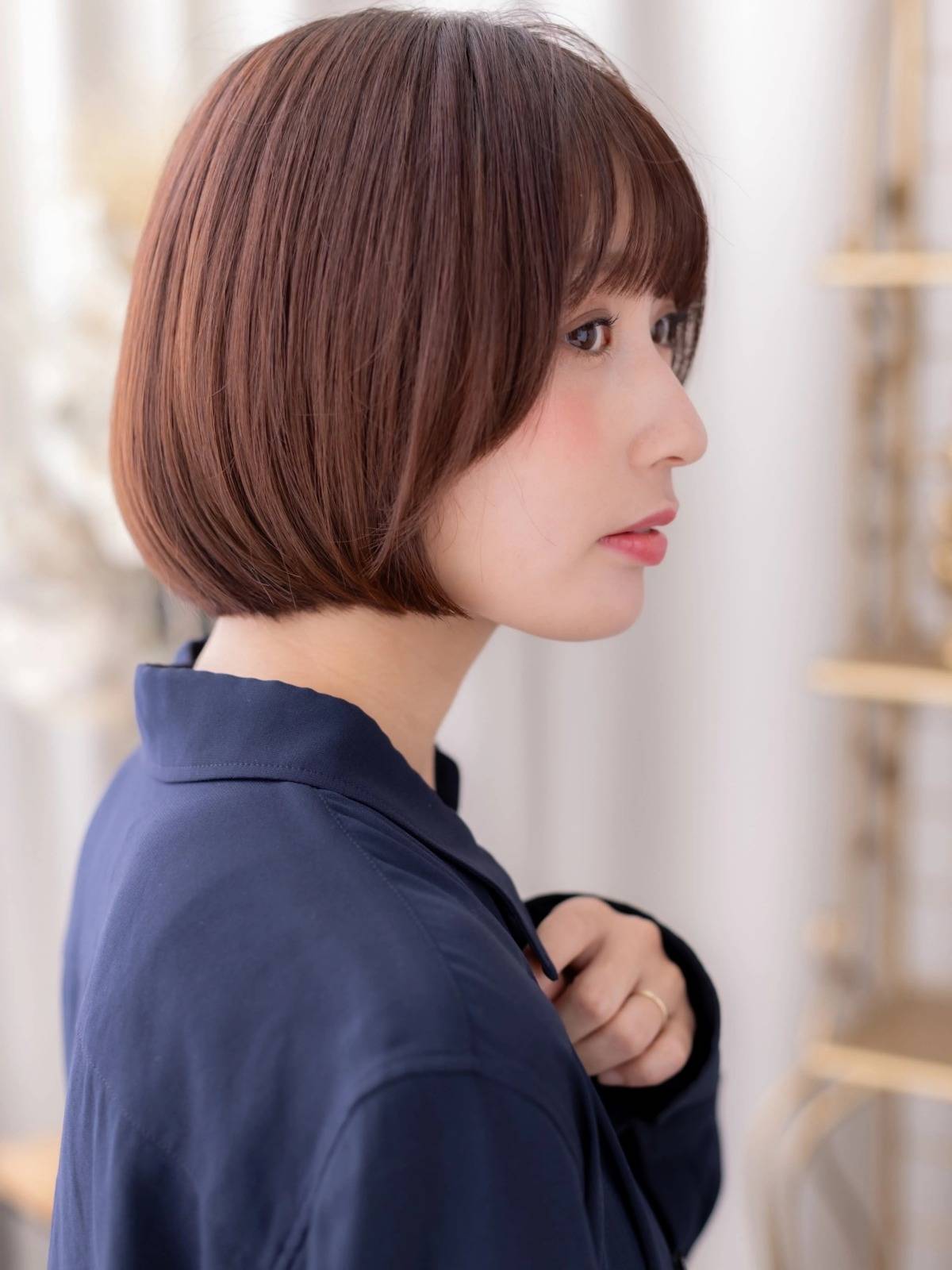 まとまりやすいローズカラーボブ