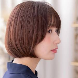  まとまりやすいローズカラーボブ 