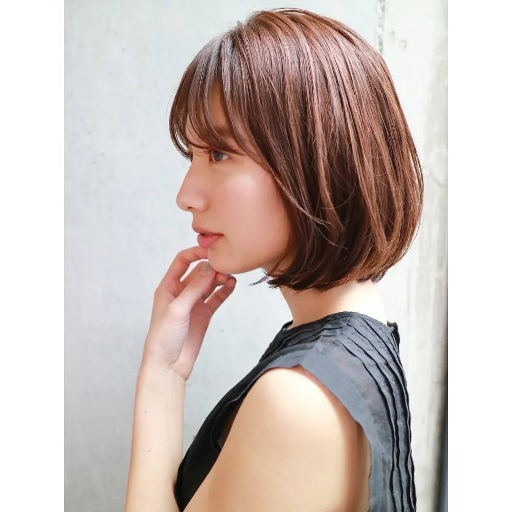 エレガントな旬の内巻きボブ