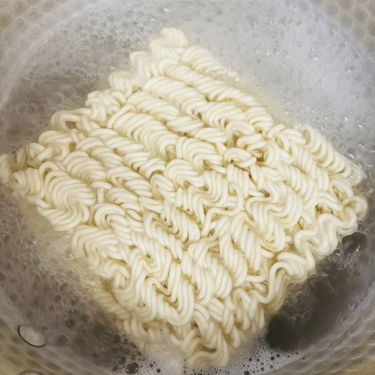 サッポロ一番公式の「レモンでさっぱり大人の冷やしラーメン」のレシピ