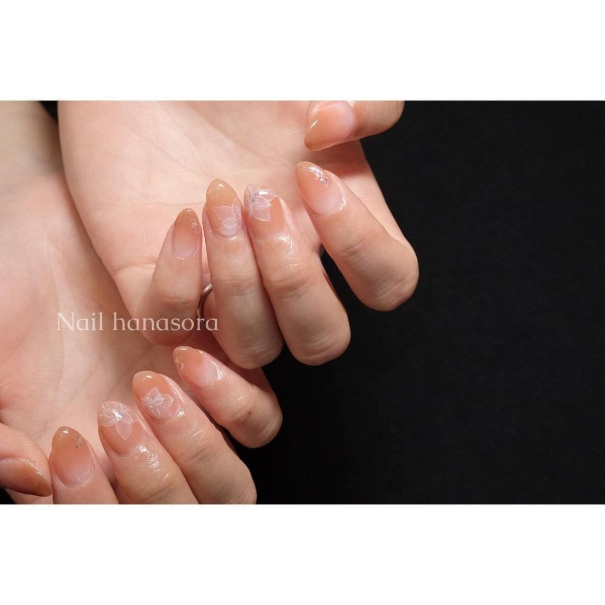 オレンジベージュネイル