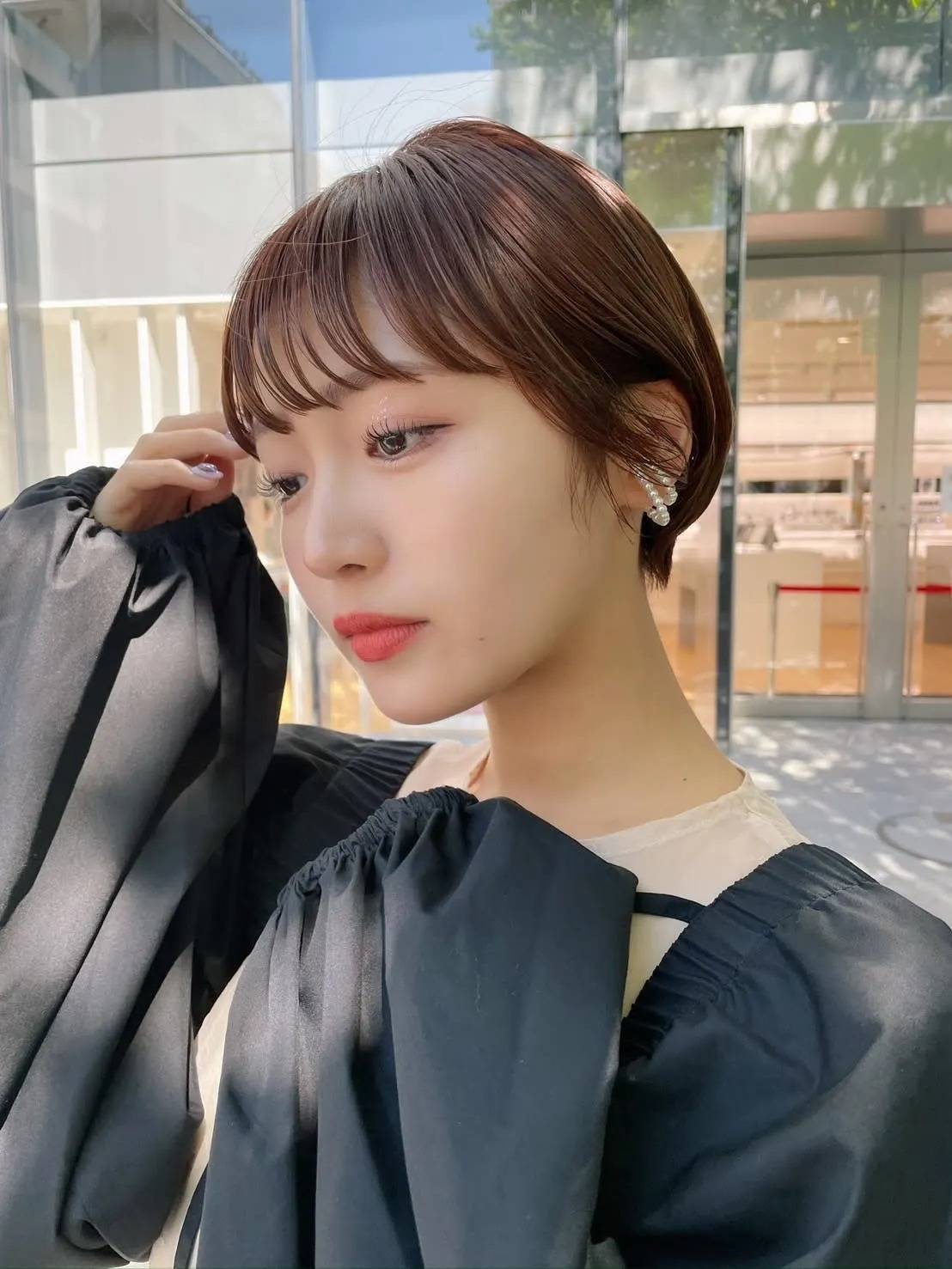 自然にまとまる耳掛けショート