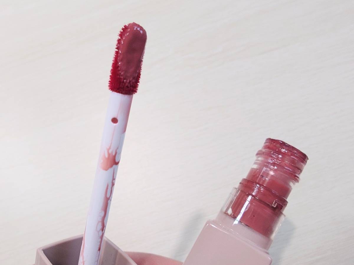 KiSS「リップアーマー」