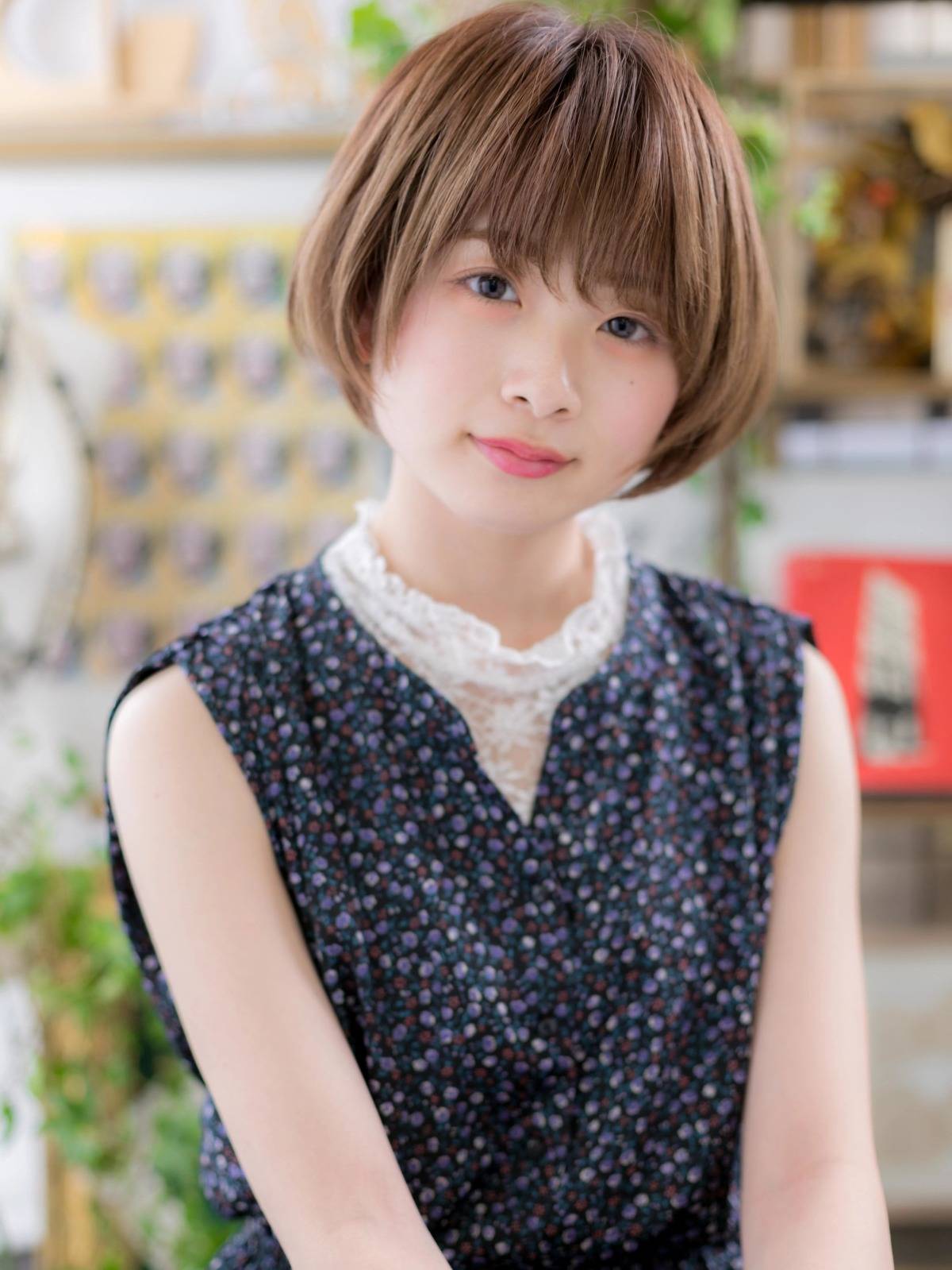 大人可愛いマッシュショート