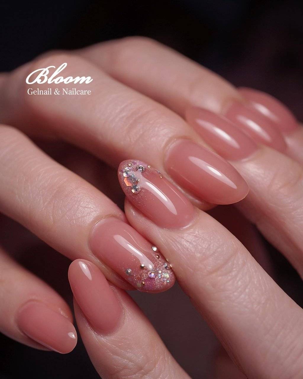 クリアピンクネイル