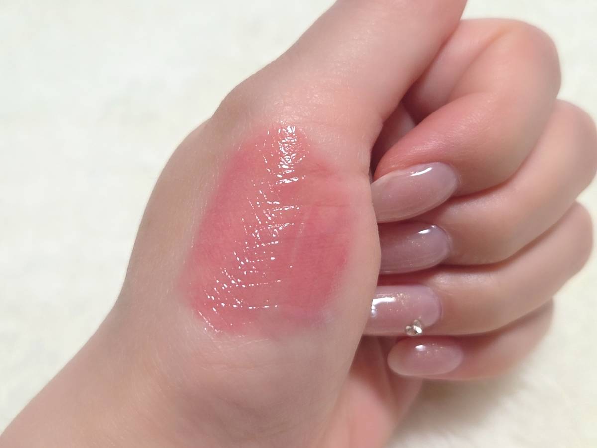 手に塗った色味画像