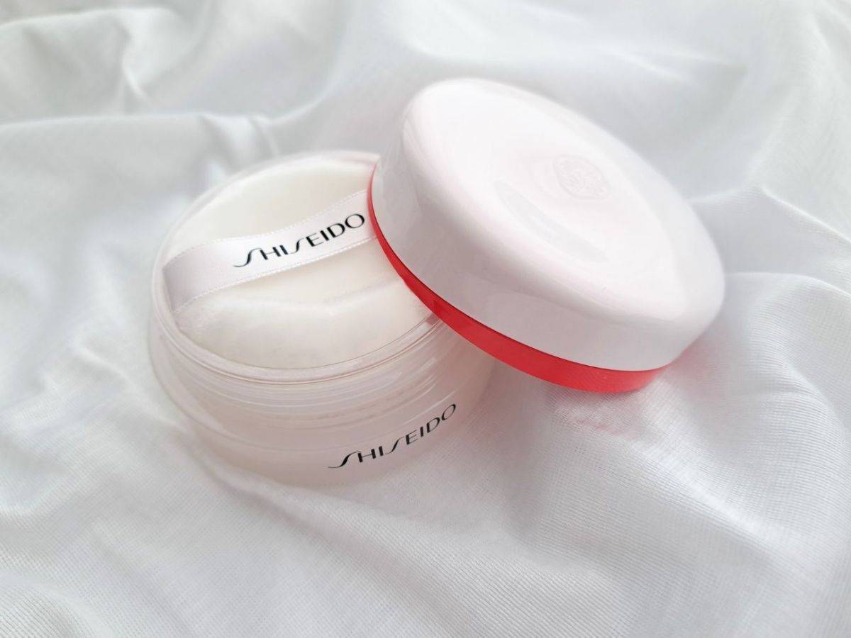SHISEIDO エッセンス スキンセッティング パウダー 01 Hydrating GLOW