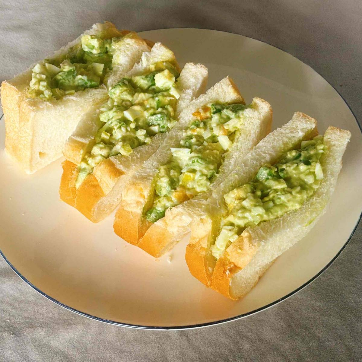 ヤマザキ公式の「アボカドタルタルサンド」のレシピ