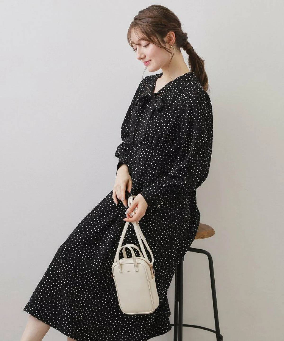 index リボンボウタイドットワンピース