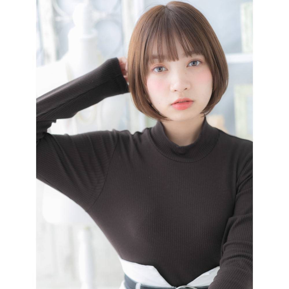 シンプルストレートボブ