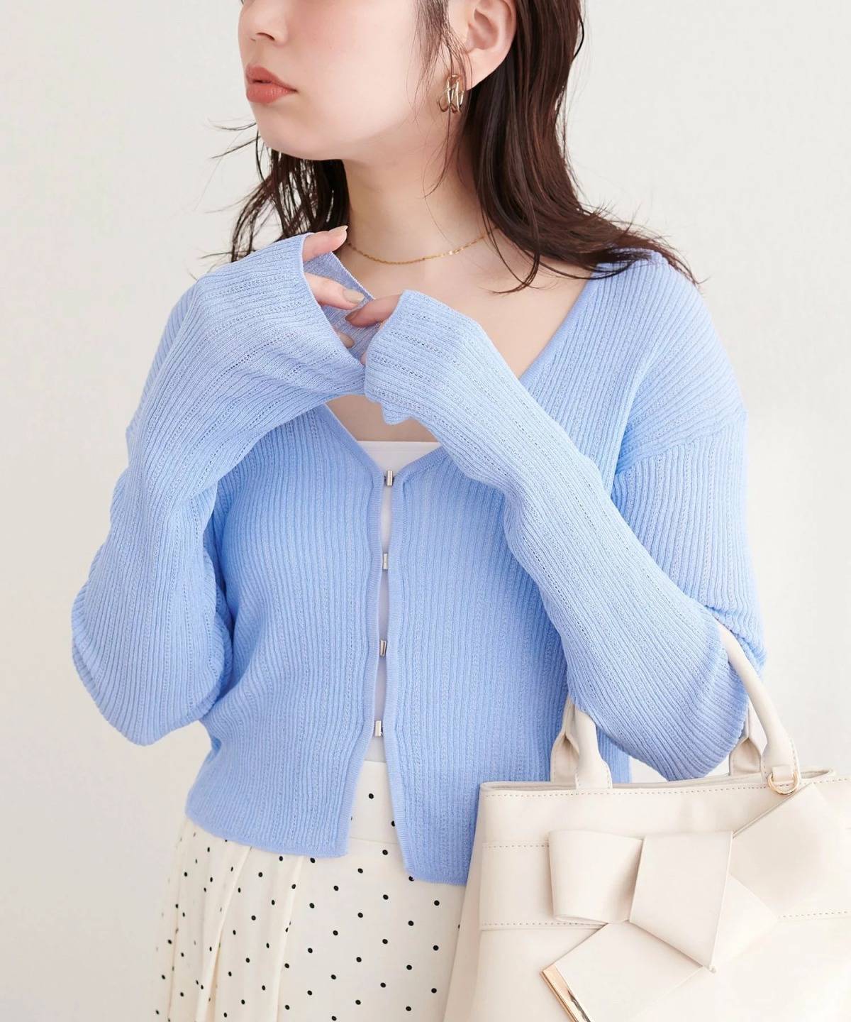 natural couture リブ柄入りフロントホックカーディガン